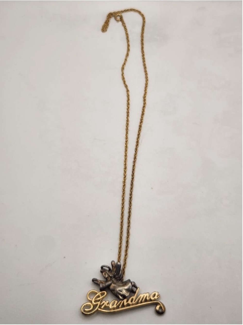 Vintage 2-Tone Floating Angel "Grandma" Pendant Necklace 16" Chain Gold Silver